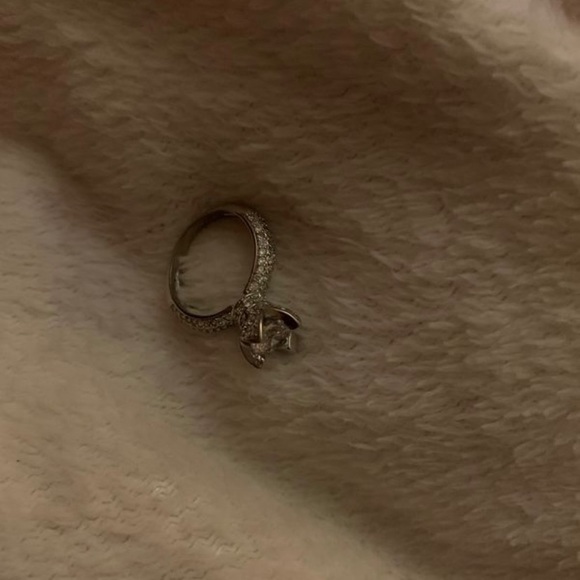 Angels Ring - Picture 2 of 3